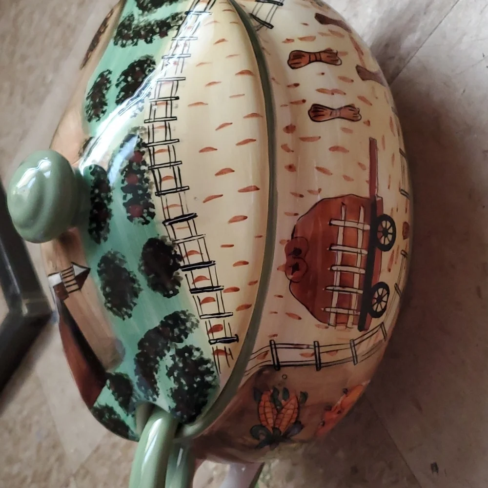 Soup bowl